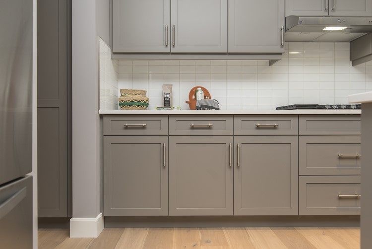 Creating a Cohesive Kitchen: How to Match Cabinets with Flooring and Countertops